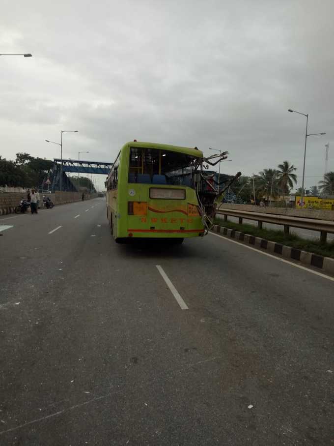 ಅಪಘಾತಕ್ಕೀಡಾದ ಸರಕಾರಿ ಬಸ್