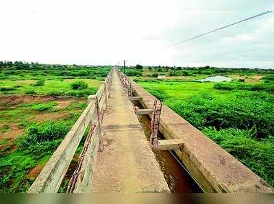 ಅಕ್ವಡೆಕ್ಟ್ಗೆ ಆಪತ್ತು : ನೀರು ಸೋರಿಕೆ !