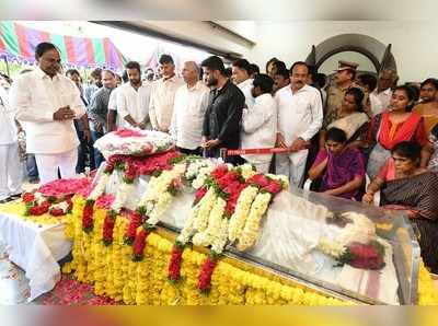 Live Updates: Harikrishna Funeral - హరికృష్ణ అంతిమ యాత్ర..