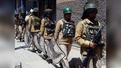 जम्‍मू-कश्‍मीर: शोपियां में एनकाउंटर, सुरक्षाबलों ने लश्कर के 2-3 आतंकियों को घेरा