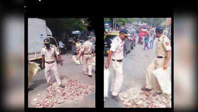 मुंबईः हादसों को देखकर हुआ दुख, सड़क के गड्ढे भरने लगा पुलिसवाला