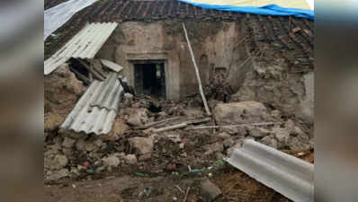 मीरजापुर: लगातार बारिश से गिरे कई कच्चे मकान, दो महिलाओं की मौत, आठ घायल