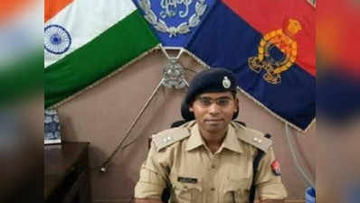 कानपुर: IPS सुरेंद्र दास ने इंटरनेट पर खोजे थे खुदकुशी के तरीके, हालत अब भी नाजुक