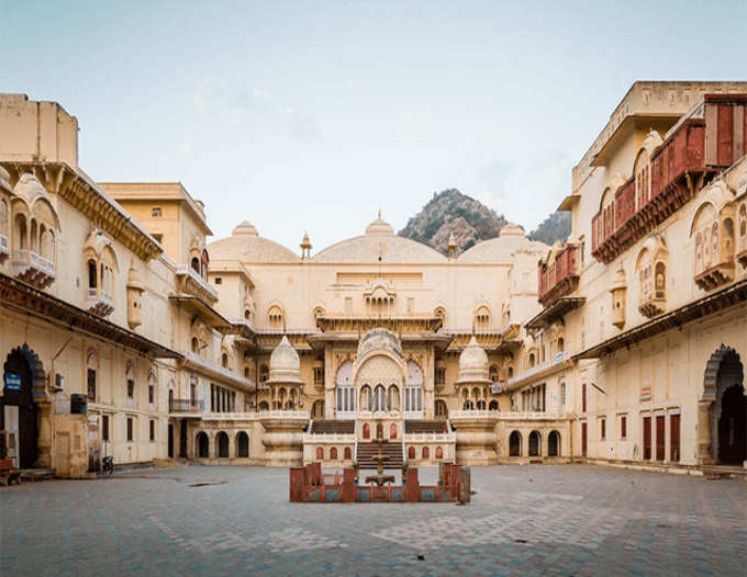 alwar palace