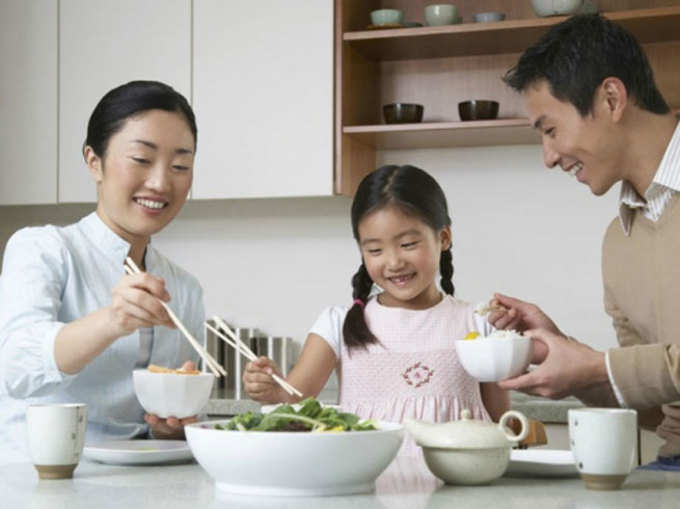 परिवार का साथ में खाना जरूरी