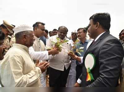 ಯಡಿಯೂರಪ್ಪ ವಿಲನ್‌, ಗೋಮುಖ ವ್ಯಾಘ್ರ: ಕುಮಾರಸ್ವಾಮಿ