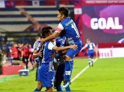 ISL 2018: ബെംഗലൂരു എഫ്.സിയെ സുനിൽ ഛേത്രി തന്നെ നയിക്കും