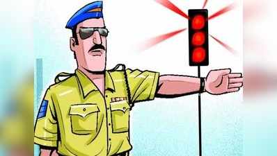 हरदोई: ट्रैफिक नियमों का उल्लंघन करने पर कटे पुलिसकर्मियों के चालान