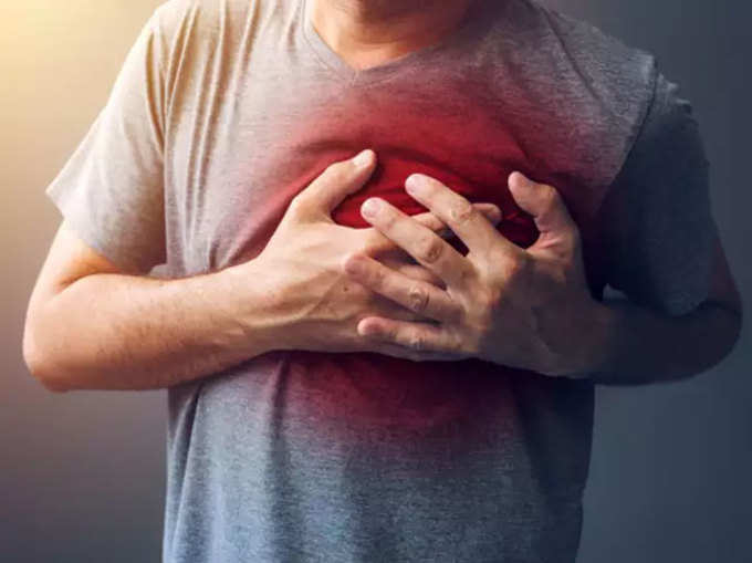  अधिक नमक खाने से दिल की बीमारी का खतरा