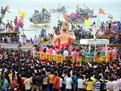 ganesh immersion: राज्यात २४ जणांचा बुडून मृत्यू