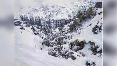 हिमाचल: लाहौल-स्पीति में भारी बर्फबारी में फंसे IIT रुड़की के 35 छात्र सुरक्षित