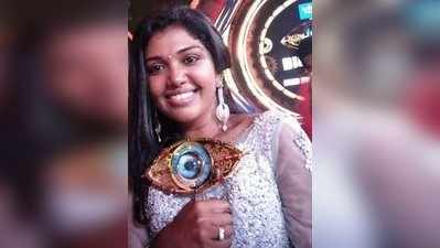 Tamil Bigg Boss Finale Winner: பிக்பாஸ் சீசன் 2 வின்னர் ரித்விகா!!