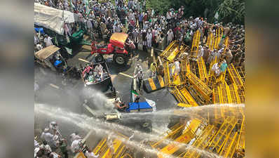 किसान क्रांंति यात्रा: दिल्ली बॉर्डर पर पुलिस और किसानों में झड़प, आंसू गैस के गोले दागे-लाठीचार्ज