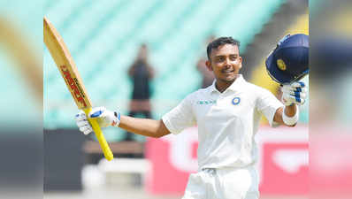 IND vs WI: राजकोट टेस्ट के पहले दिन पृथ्वी शॉ की रेकॉर्ड सेंचुरी, भारत ने बनाए 364 रन