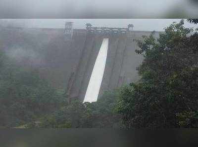 മഴയെത്തും മുമ്പേ ഇടുക്കി അണക്കെട്ട് തുറന്നു