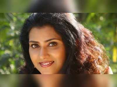 ആക്ഷന്‍ നായിക വാണി വിശ്വനാഥ് രാഷ്ട്രീയത്തിലേക്ക്