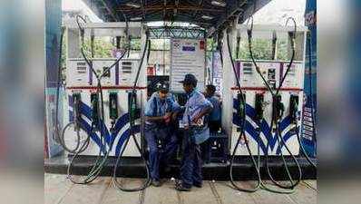 एनसीआर में रेट कम होने से दिल्ली में घटी पेट्रोल-डीजल की बिक्री