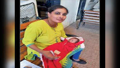 मुंबईः खंडहर में पड़ी थी लावारिस बच्ची, मच्छरों व चींटियों ने नोचा शरीर, अस्पताल में भर्ती