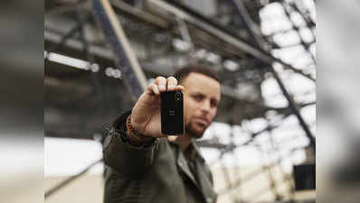 Palm Phone: हथेली में आने वाला क्रेडिट कार्ड साइज का फोन लॉन्च, जानें खूबियां