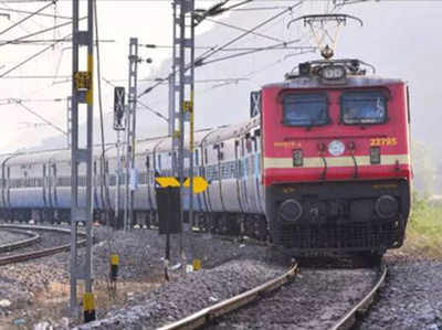 मुंबई-हटि‍या के बीच विशेष ट्रेन, आज से शुरू होगी बुकिंग