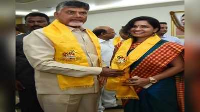 హైదరాబాద్: టీడీపీలో చేరిన సినీ నటి రేవతి చౌదరి