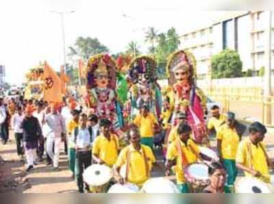 ಹುಬ್ಬಳ್ಳಿಯಲ್ಲಿ ಅದ್ಧೂರಿ ರಥಯಾತ್ರೆ