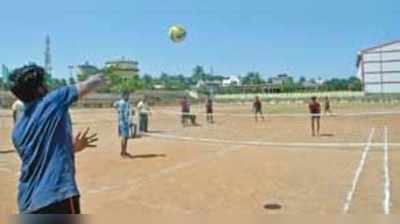 ಆಟ ವಾಲಿಬಾಲ್‌, ಕೋಟ್ಸ್‌-ರೂಲ್ಸ್‌ ಟೆನಿಸ್‌!