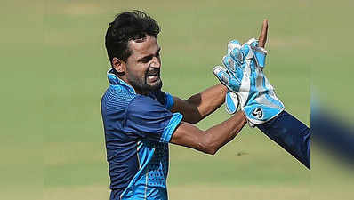 देवधर ट्रोफी: मयंक-शाहबाज की घातक बोलिंग, भारत-बी ने भारत-ए को 43 रनों से हराया