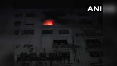 मुंबई: बिल्डिंग के सातवें फ्लोर में लगी आग, दमकल टीम ने पाया आग पर काबू
