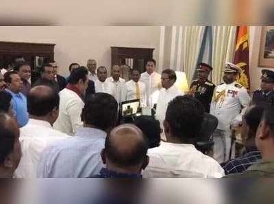 Srilanka New PM: இலங்கையின் புதிய பிரதமராக பதவியேற்றார் மஹிந்த ராஜபக்சே!!!