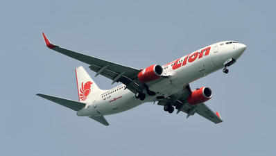 Lion Air crash: కుప్పకూలిన ఇండోనేషియా విమానం.. 189 మంది మృతి!