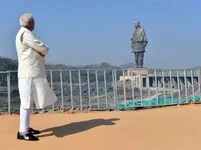 Statue of Unity: महापुरुषांचा गौरव करणं हा गुन्हा आहे का?: मोदी