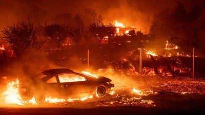 California Wildfire: కాలిఫోర్నియా కార్చిచ్చు: 9 మంది మృతి.. 6,700 ఇళ్లు ఆహుతి!
