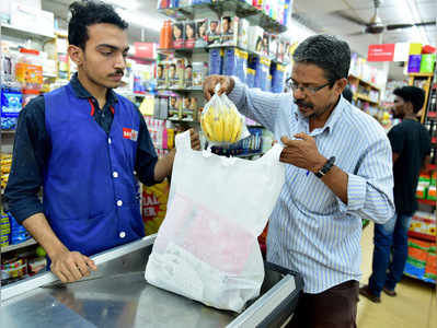 പരസ്യമുള്ള ക്യാരിബാഗ് പണം കൊടുത്ത് വാങ്ങാന്‍ നിര്‍ബന്ധിക്കരുത്