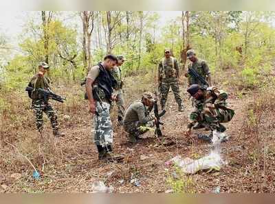 బీజాపూర్‌లో ఎదురు కాల్పులు.. ఐదుగురు మావోలు మృతి