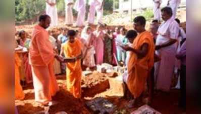 ಹುಂಚ ಬಸದಿ ಮರುನಿರ್ಮಾಣಕ್ಕೆ ಶಿಲಾನ್ಯಾಸ