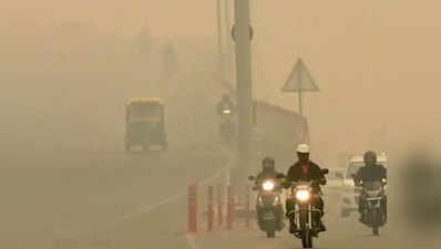 दिल्ली की हवा खराब होने से 89 फीसदी लोग बेचैन या बीमार महसूस कर रहे: रिपोर्ट