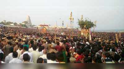கோலாகலமாக நடைபெற்று முடிந்த திருச்செந்தூர் கோவில் சூரசம்ஹாரம்!!!
