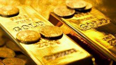 Gold Rate: తగ్గిన బంగారం, వెండి ధరలు