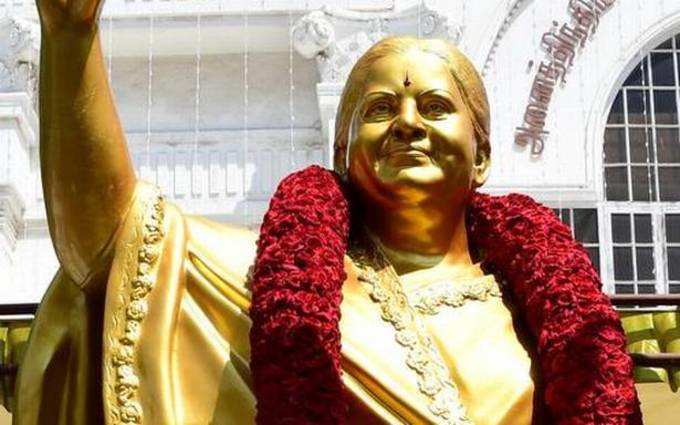 jayalalitha statue old