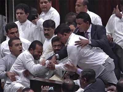 SriLanka Political Crisis: அடிதடிக்குப் பிறகு வரும் 21ம் தேதிக்கு நாடாளுமன்ற அவை ஒத்திவைப்பு!