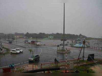 Cyclone Gaja : வலுகுறைந்த கஜா புயல், முழுமையாக கரையை கடக்க ஒரு மணி நேரம் ஆகும்!