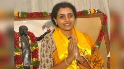 Nandamuri Suhasini: నందమూరి సుహాసినికి టీడీపీ తొలి బీఫారం
