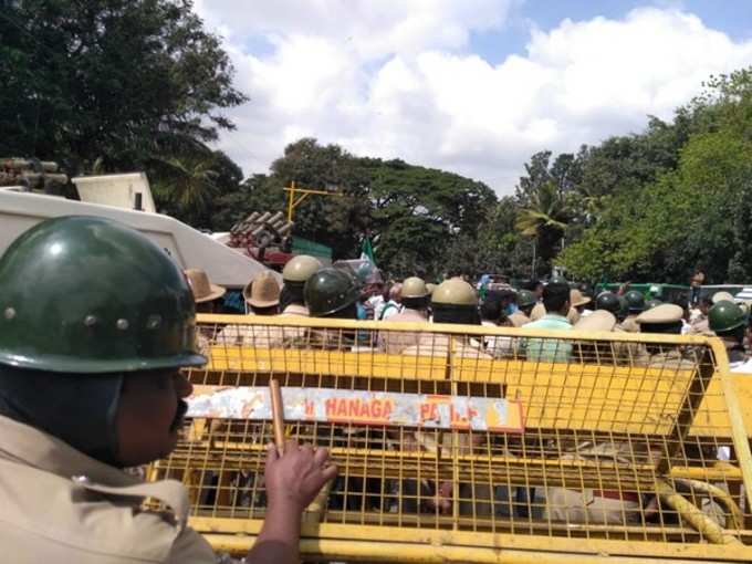 ರೈತ ಮುಖಂಡರ ಆಕ್ರೋಶ