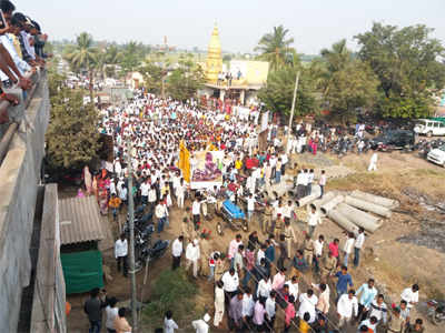 वीर जवान कपिल गुंड यांच्यावर अंत्यसंस्कार