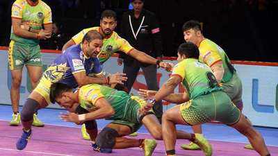 Pro Kabaddi 2018: தமிழ் தலைவாஸை பந்தாடிய பாட்னா பைரேட்ஸ்!