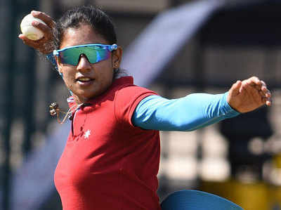 Women World T20: मिताली को बाहर रखने पर भड़की मैनेजर, कहा- हरमनप्रीत झूठी और अयोग्य कप्तान