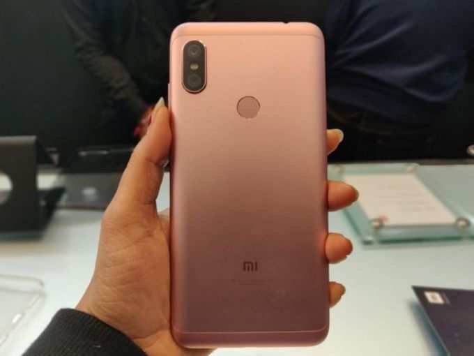 redmi note 6 pro rear