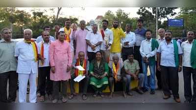 ಕನ್ನಡಪರ ಹೋರಾಟಗಾರರ ಮೇಲಿನ ಪ್ರಕರಣ ಕೈಬಿಡಿ