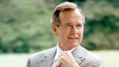 George HW Bush Dies: முன்னாள் அமெரிக்க அதிபர் புஷ் மரணம்!